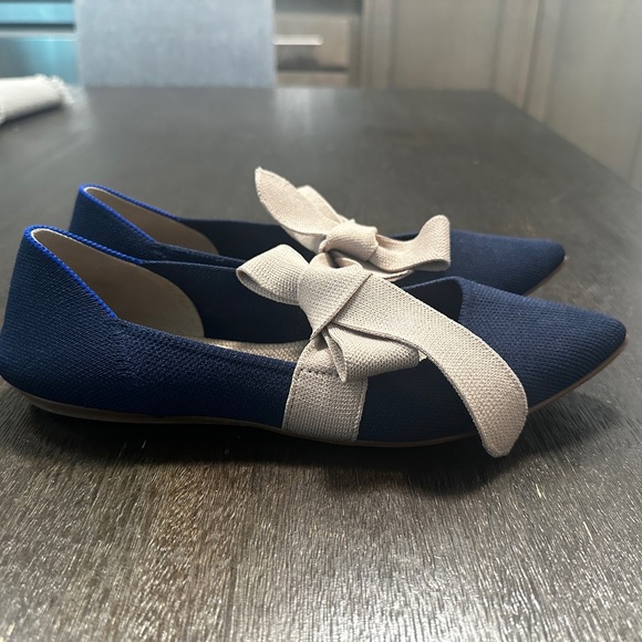 Rothy's Women's Blue Flats with Cream Bow - Picture 6 of 8